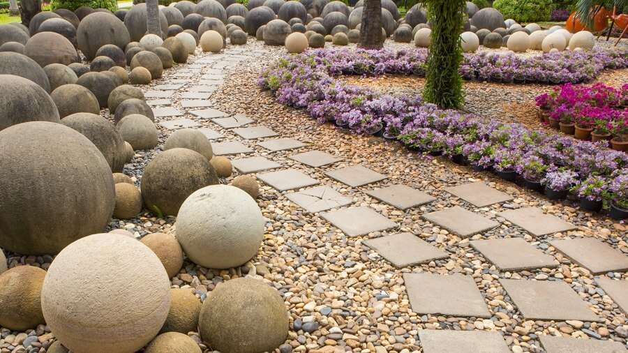 8 Ways to Choose the Right Stone for Your Garden in 2019