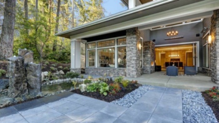Exterior Stone Renovation: A Guide in 2021